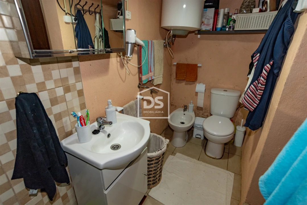 Moradia T3 para Venda em Ferreiros de Tendais Foto 12