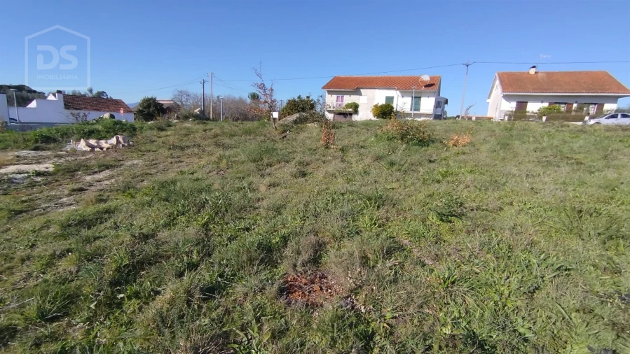 Terreno para Venda em Currelos, Papízios e Sobral Foto 3