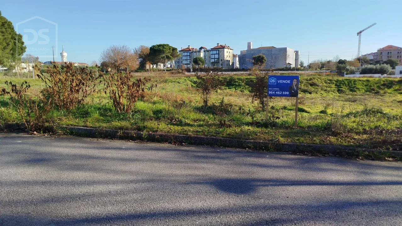 Terreno para Venda em Currelos, Papízios e Sobral Foto 2