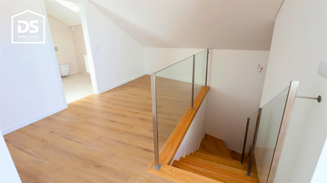 Apartamento T3 para Venda em Currelos, Papízios e Sobral Foto 23