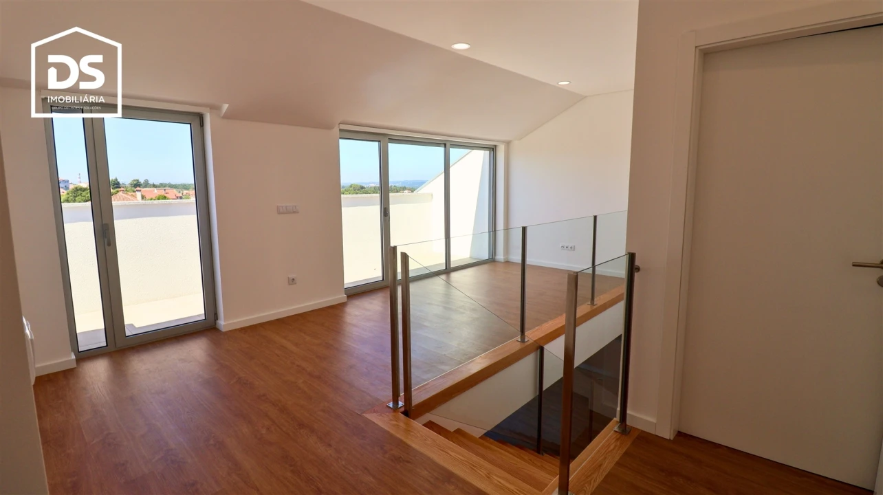 Apartamento T3 para Venda em Currelos, Papízios e Sobral Foto 30