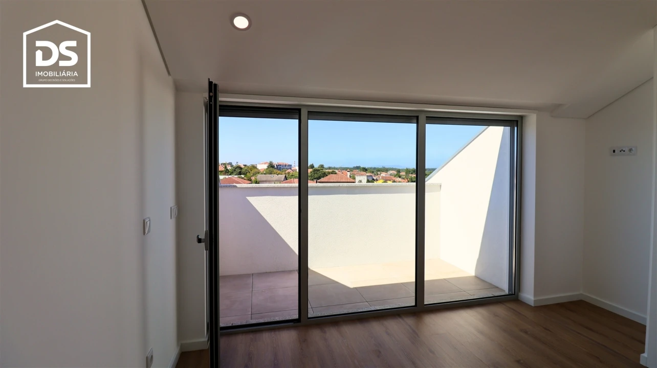 Apartamento T3 para Venda em Currelos, Papízios e Sobral Foto 22