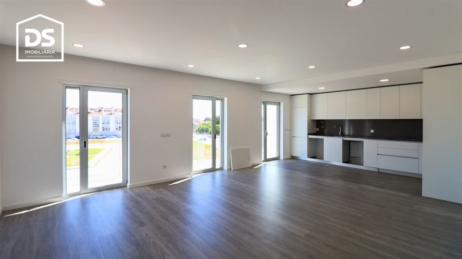 Apartamento T3 para Venda em Currelos, Papízios e Sobral Foto 11