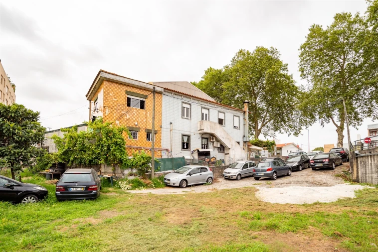 Prédio para Venda em Ramalde Foto 15