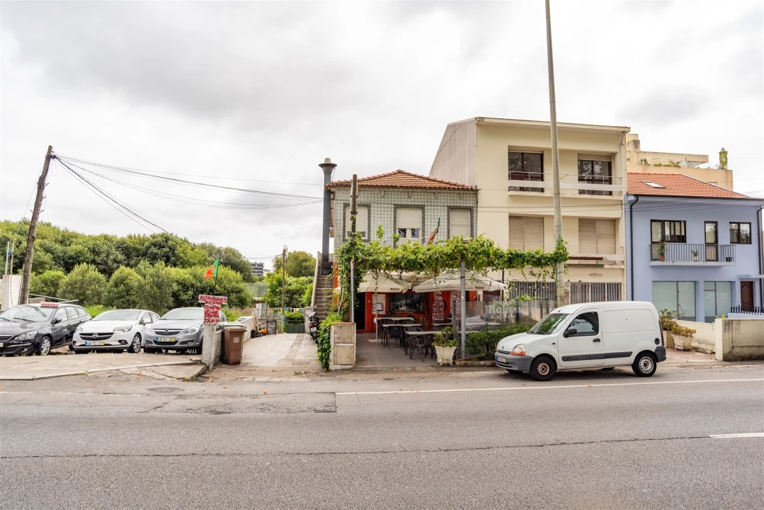 Prédio para Venda em Ramalde Foto 17