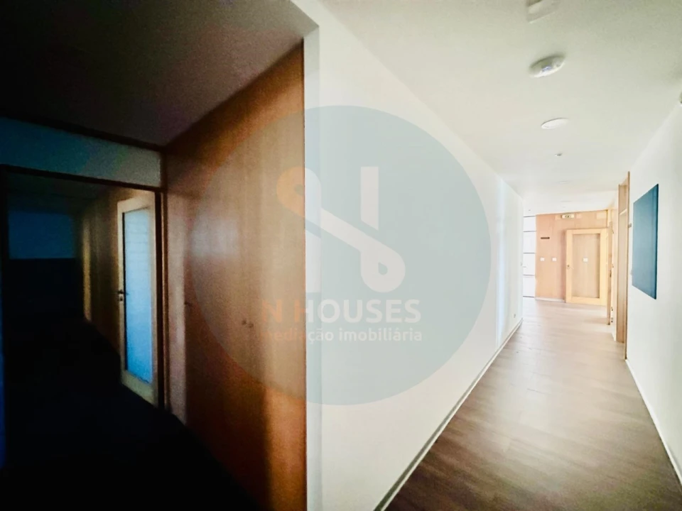 Escritório para Venda em São Vitor (Braga) Foto 9