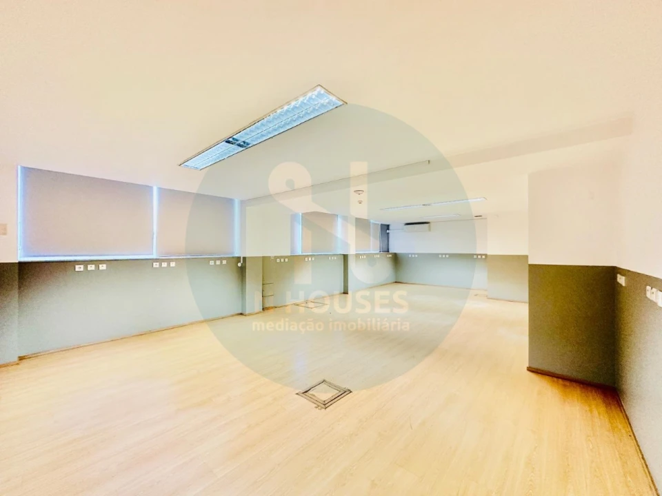 Escritório para Venda em São Vitor (Braga) Foto 22