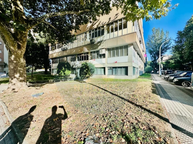 Escritório para Venda em São Vitor (Braga) Foto 2