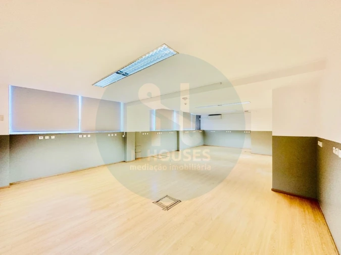 Escritório para Venda em São Vitor (Braga) Foto 22