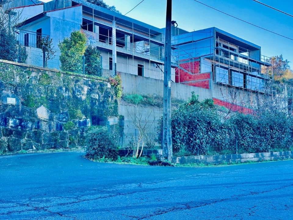 Moradia T3 para Venda em Ribeira Foto 17