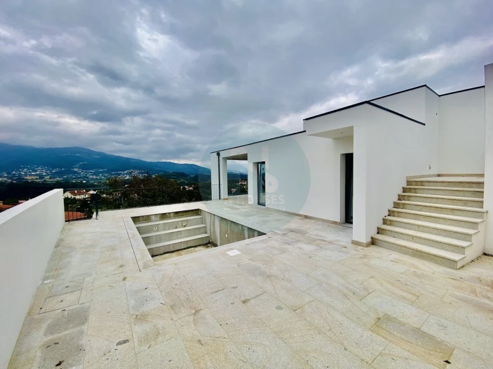 Moradia T3 para Venda em Ribeira Foto 9