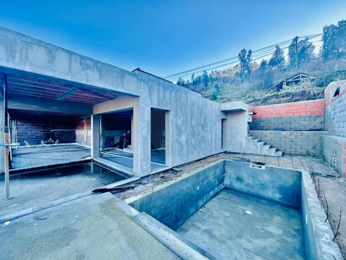 Moradia T3 para Venda em Ribeira Foto 13