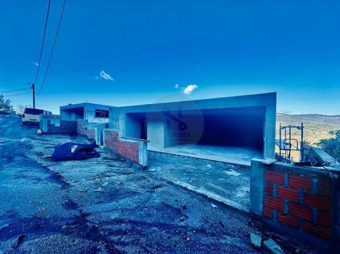 Moradia T3 para Venda em Ribeira Foto 16