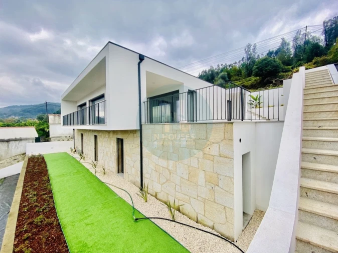 Moradia T3 para Venda em Ribeira