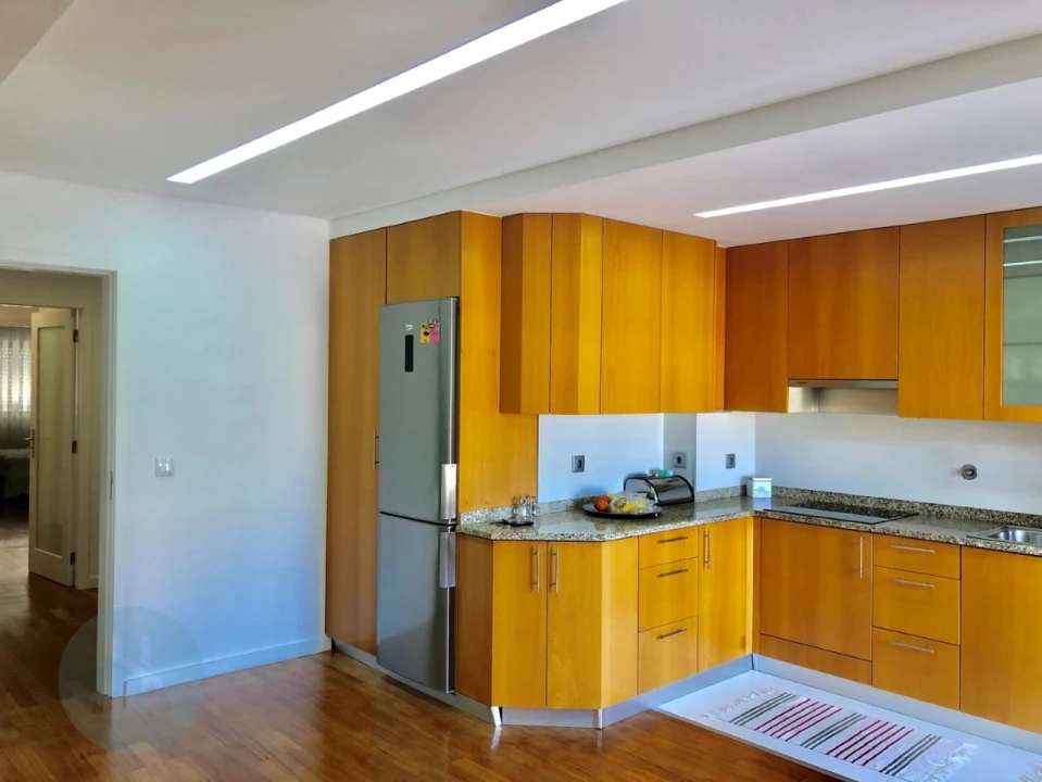 Apartamento T3 para Venda em Nogueira, Fraião e Lamaçães Foto 2