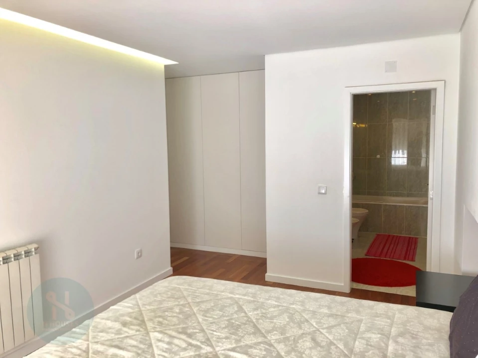 Apartamento T3 para Venda em Nogueira, Fraião e Lamaçães Foto 16