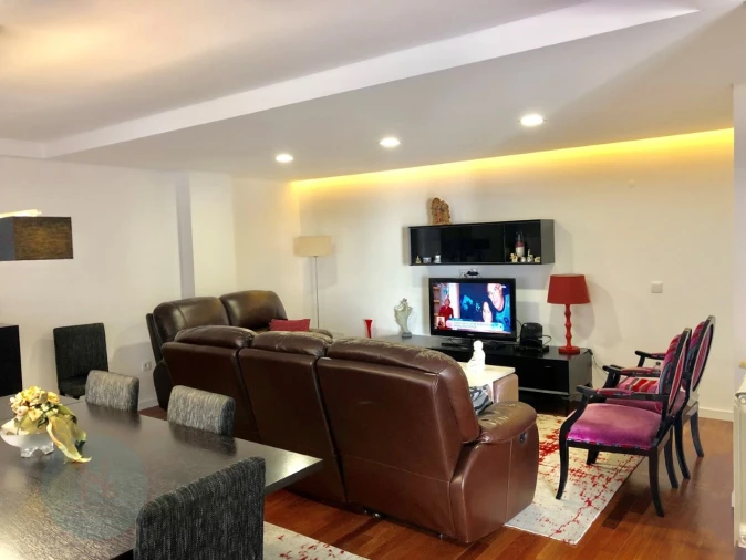 Apartamento T3 para Venda em Nogueira, Fraião e Lamaçães Foto 8