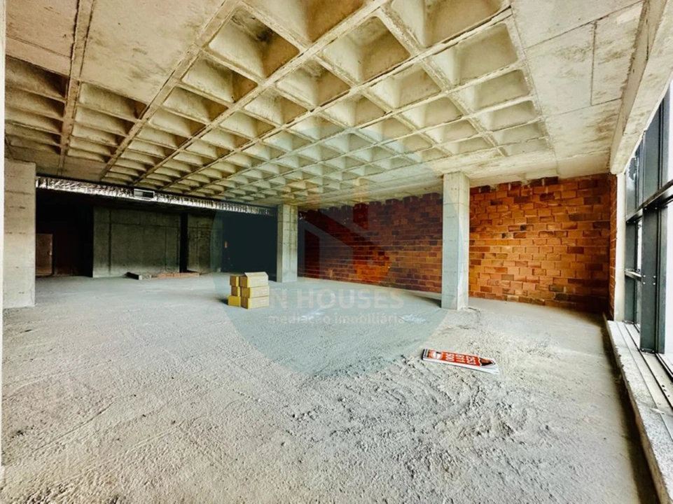 Escritório para Venda em Nogueira, Fraião e Lamaçães Foto 9