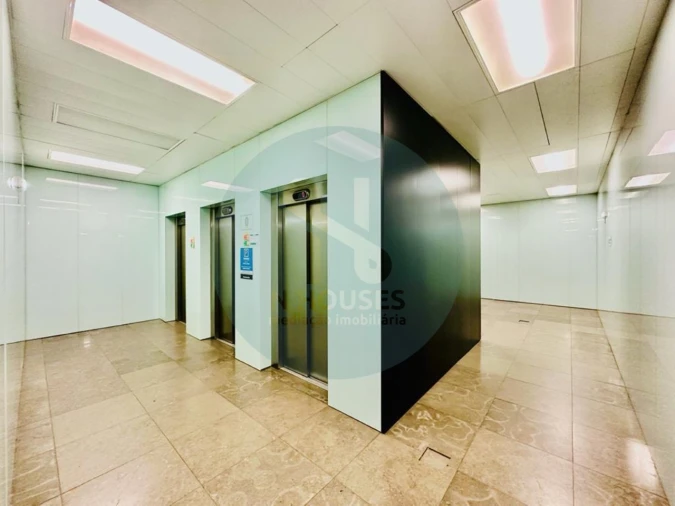 Escritório para Venda em Nogueira, Fraião e Lamaçães Foto 4