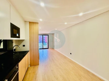 Apartamento T3 para Venda em São Vicente (Braga)