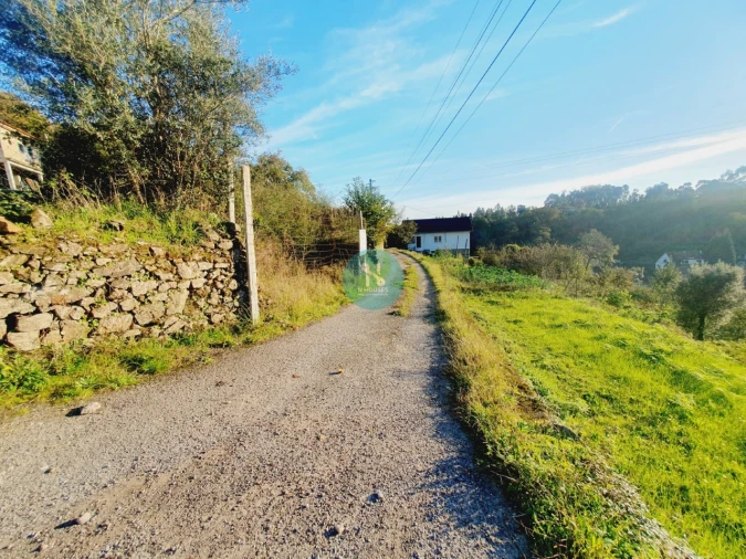 Moradia T3 para Venda em Moure Foto 5