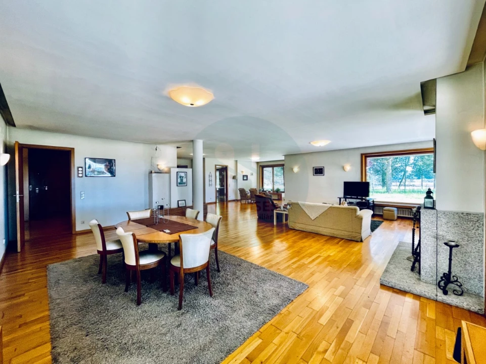 Moradia T5 para Venda em Bagunte, Ferreiró, Outeiro Maior e Parada Foto 9