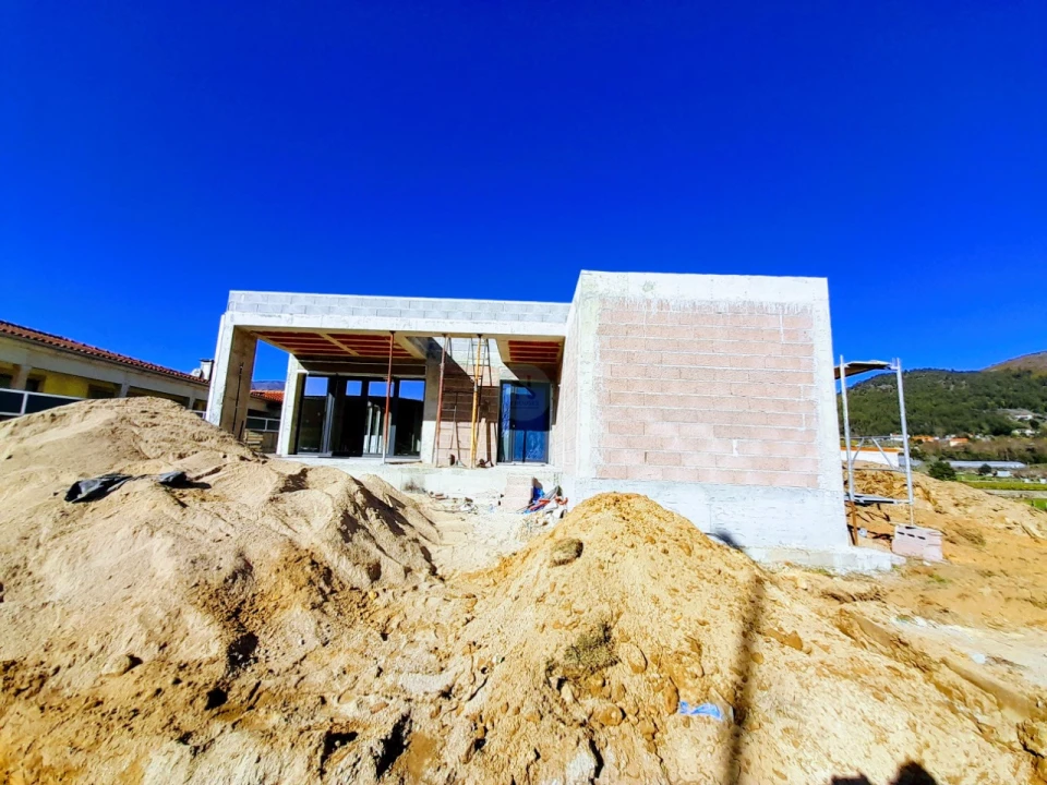 Moradia T4 para Venda em Cabração e Moreira do Lima Foto 15