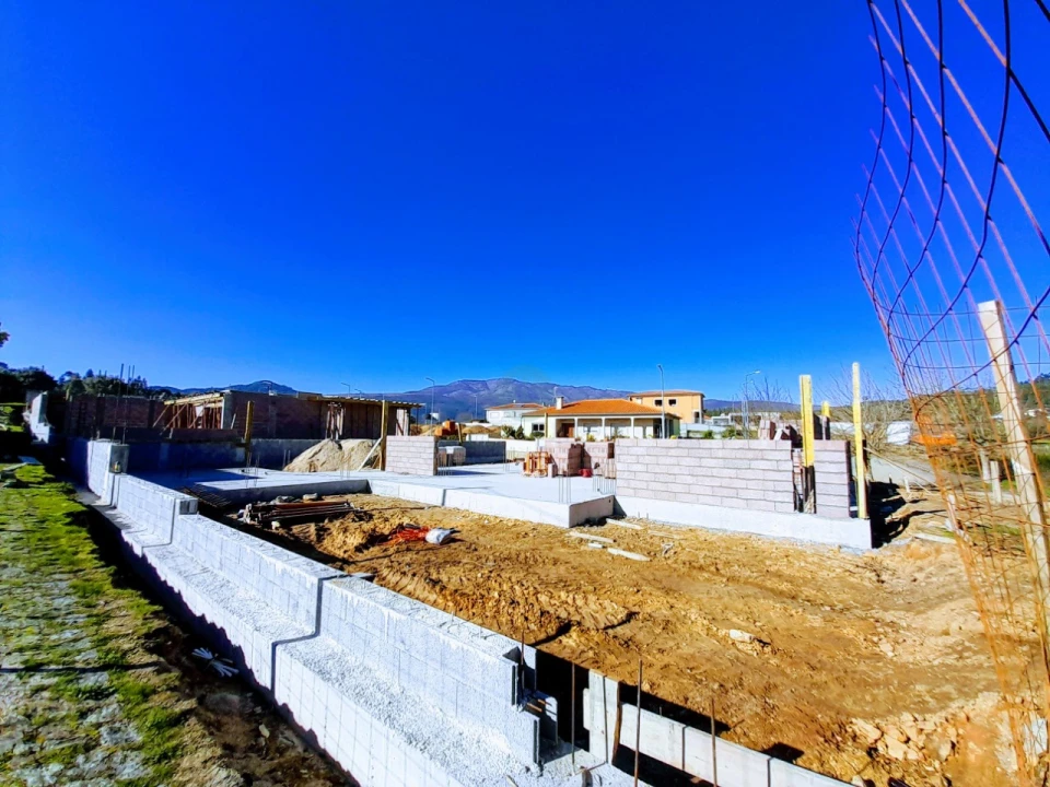 Moradia T4 para Venda em Cabração e Moreira do Lima Foto 20