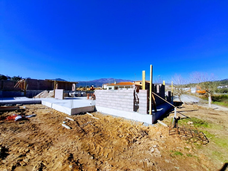 Moradia T4 para Venda em Cabração e Moreira do Lima Foto 23