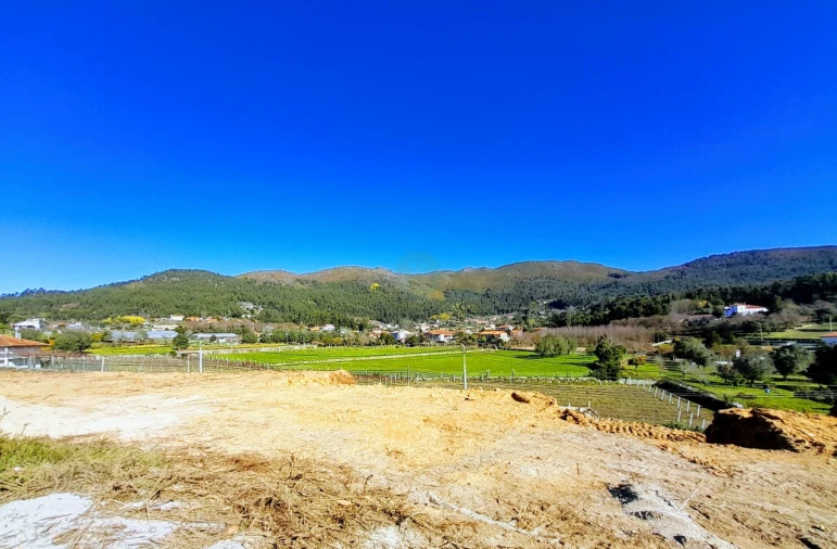 Moradia T4 para Venda em Cabração e Moreira do Lima Foto 14