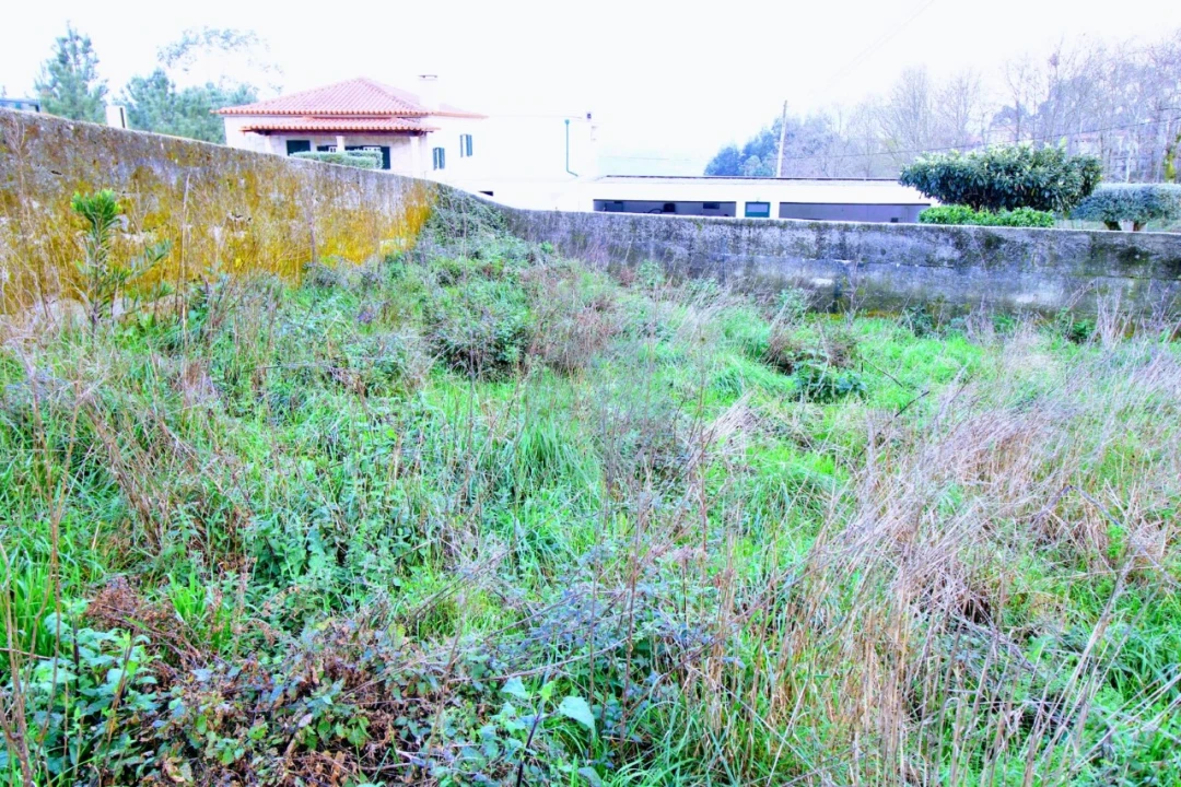 Terreno para Venda em Arcozelo Foto 7