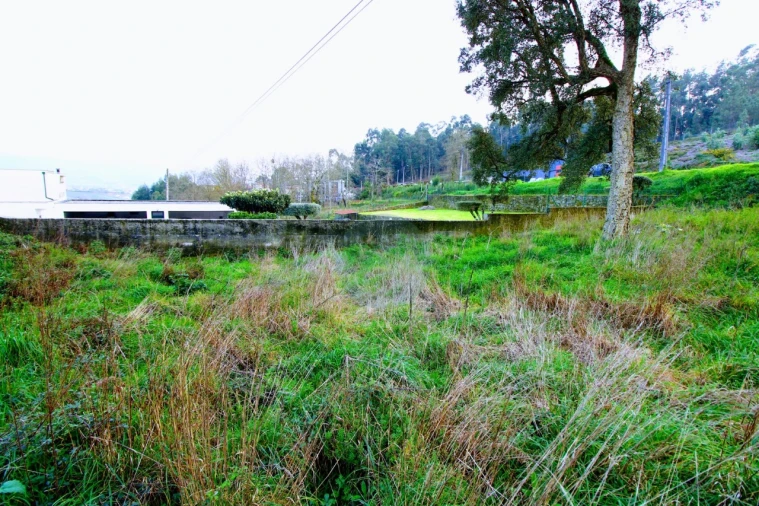 Terreno para Venda em Arcozelo Foto 5