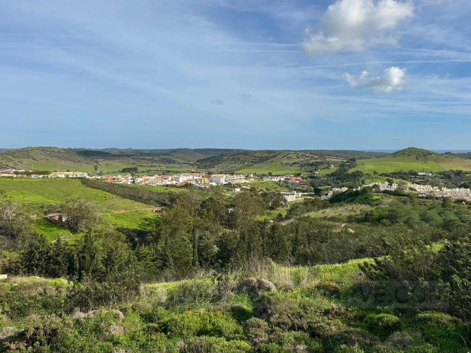 Terreno para Venda em Budens Foto 4