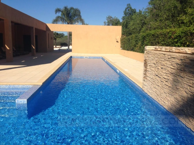 Moradia T5 para Venda em Lagos (São Sebastião e Santa Maria) Foto 25