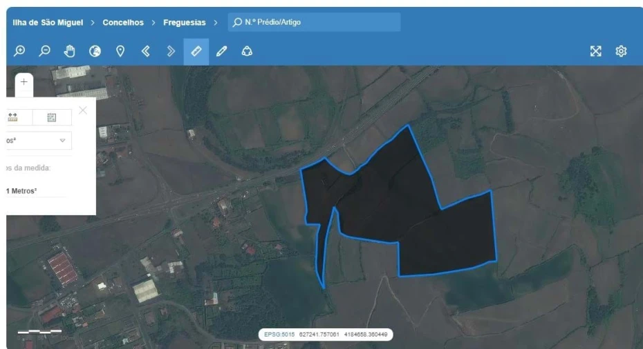 Terreno para Venda em Rabo de Peixe Foto 16