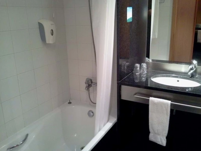 Negócio para Venda em Vila do Porto Foto 14