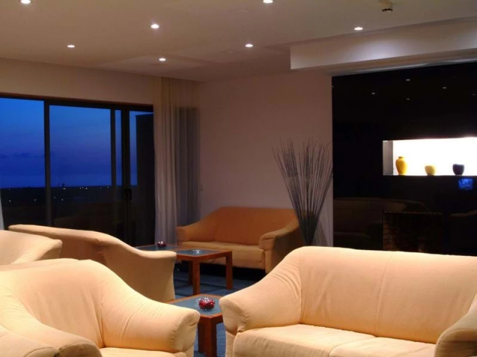 Negócio para Venda em Vila do Porto Foto 17