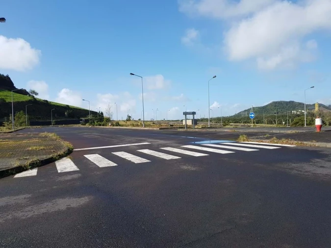 Terreno para Venda em Pico da Pedra Foto 1