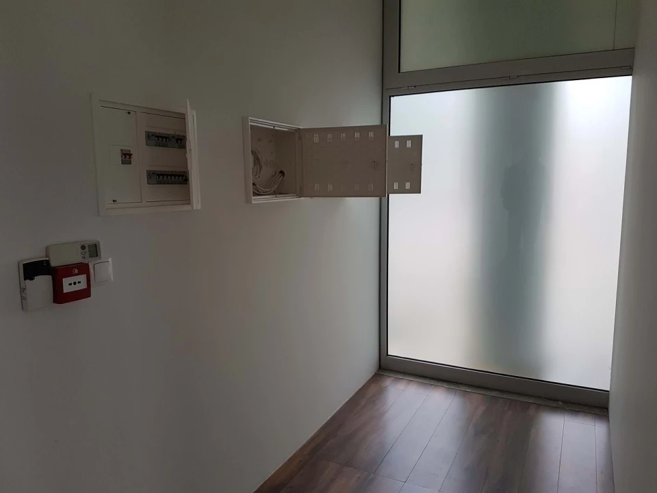 Negócio para Venda em Ponta Delgada (São Pedro) Foto 10