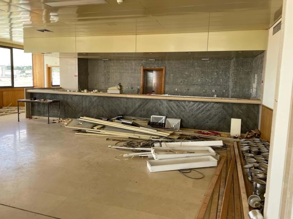 Negócio para Arrendamento em Ponta Delgada (São José) Foto 5