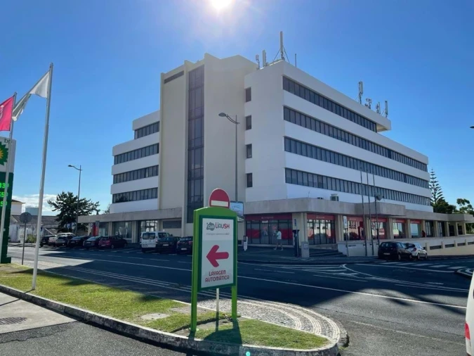 Prédio para Venda em Ponta Delgada (São José) Foto 1