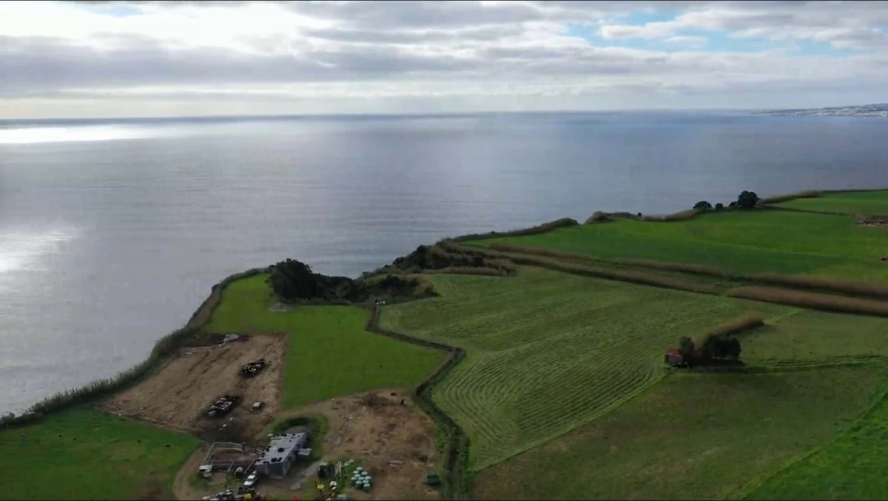 Terreno para Venda em Agua de Pau Foto 7