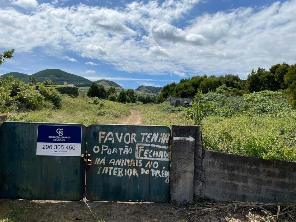 Terreno para Venda em Fenais da Luz Foto 5
