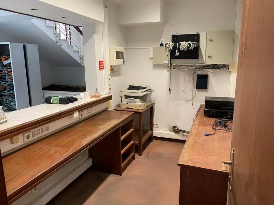 Prédio para Venda em Rosto do Cão (São Roque) Foto 3