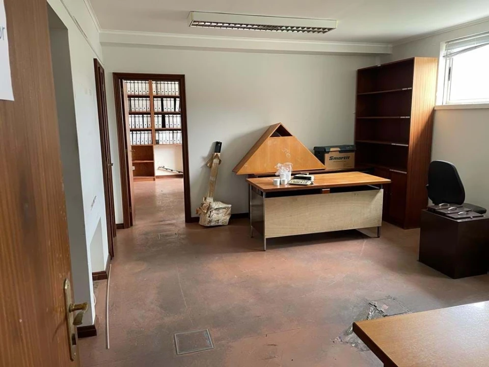 Prédio para Venda em Rosto do Cão (São Roque) Foto 20