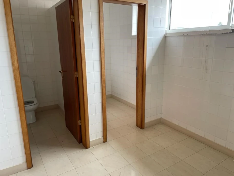 Prédio para Venda em Rosto do Cão (São Roque) Foto 33