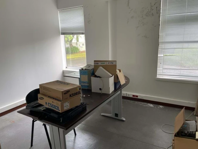 Prédio para Venda em Rosto do Cão (São Roque) Foto 9