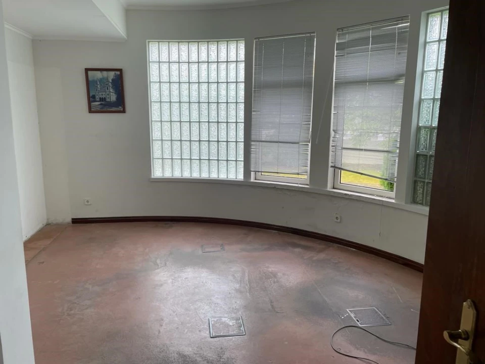 Prédio para Venda em Rosto do Cão (São Roque) Foto 16