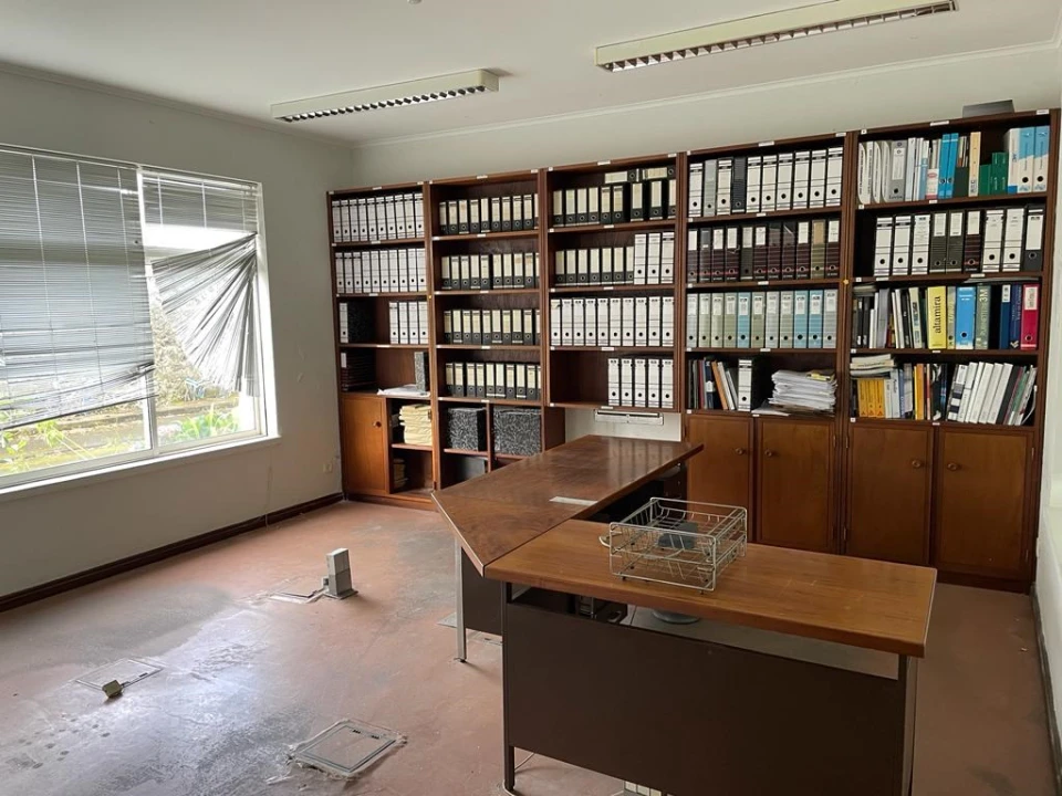 Prédio para Venda em Rosto do Cão (São Roque) Foto 8