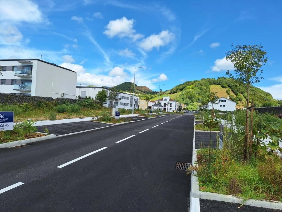 Terreno para Venda em Fajã de Cima Foto 13